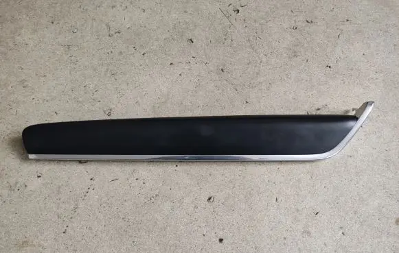 Volvo S90, V90 Front door trim bar 31393178