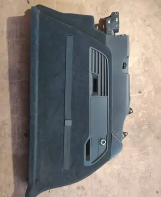 Volkswagen Touareg II Trunk/boot side trim panel 7P6867038 A047720