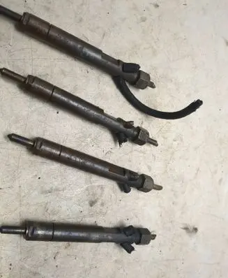 Ford Focus Fuel injectors set Xs40tf