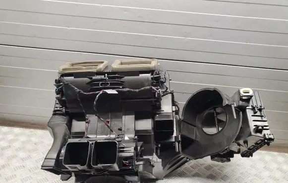 BMW X5 F15 Interior heater climate box assembly 9289356 3855149