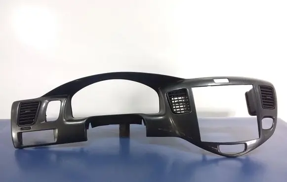 Mazda MPV II LW Side skirt rear trim 