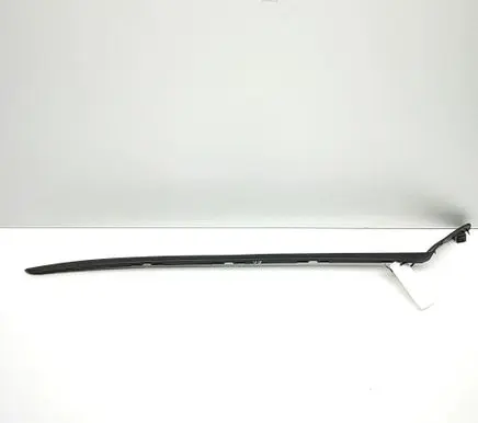 Volvo XC40 Windshield trim 31448940