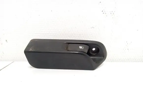 Toyota Yaris Fuel cap release pull handle VEI1978 7730652040