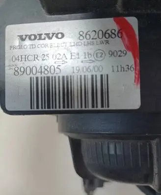 Volvo V70 Headlight/headlamp 8620686 89004805