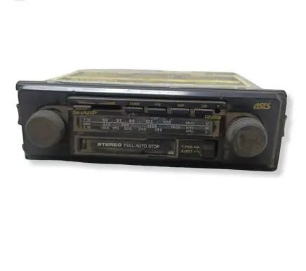 Nissan Sunny Radio/CD/DVD/GPS head unit RG5900E 10163601
