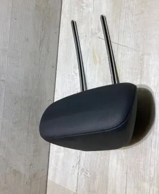 Mercedes-Benz C W204 Rear seat headrest 