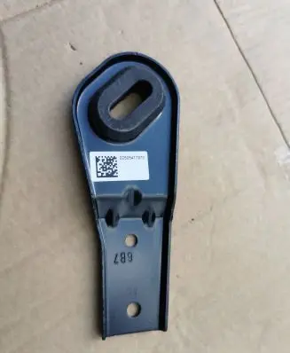 Alfa Romeo Giulia Radiator mount bracket 50541797