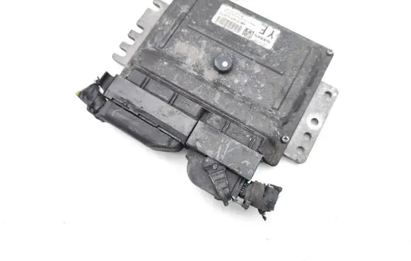 Nissan Note (E11) Engine control unit/module MEC37510