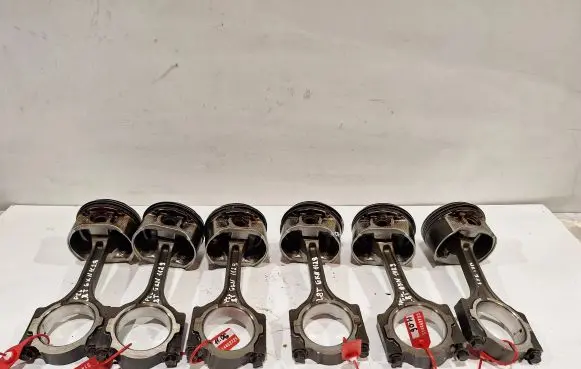 Opel Vectra C Piston with connecting rod GKN1129