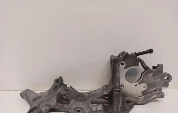 Audi A6 C7 Generator/alternator bracket 04L903143B