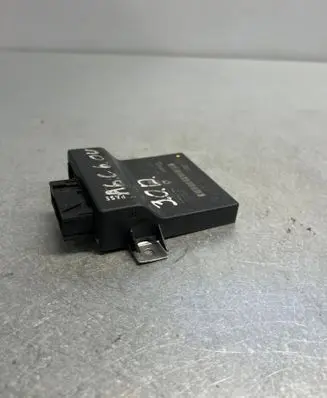 Audi A6 S6 C6 4F Gateway control module 4F0907468B