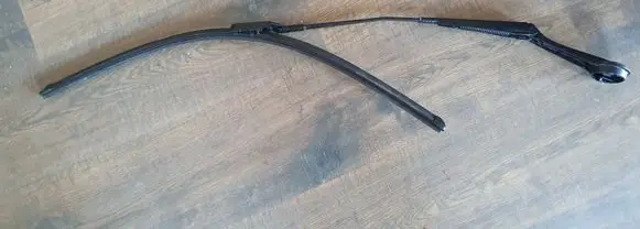 Ford Focus Windshield/front glass wiper blade BM5117526AB