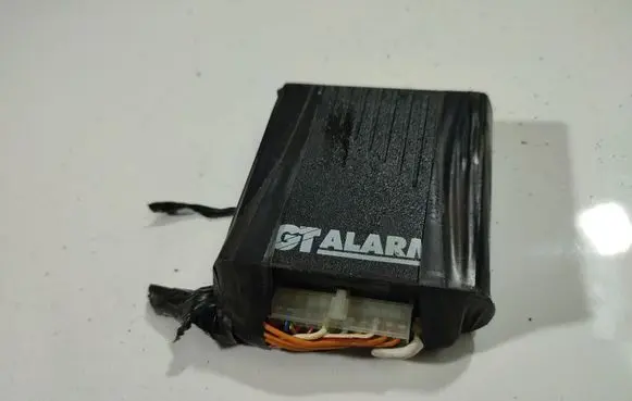 Opel Astra H Alarm control unit/module 2705A4020