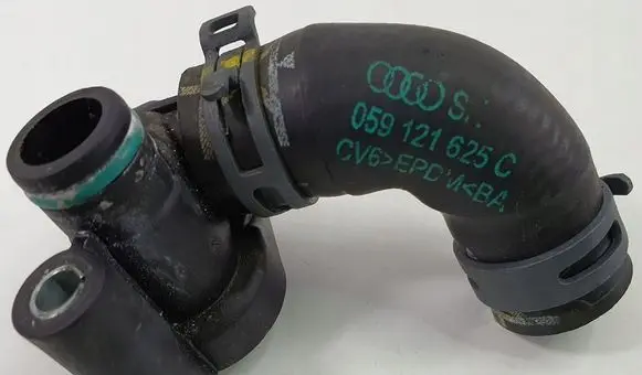 Audi A6 S6 C7 4G Engine coolant pipe/hose 059121625C