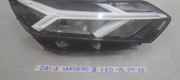 Dacia Sandero Headlight/headlamp 260107920R 20240723 0024362301