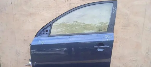 KIA Ceed Front door