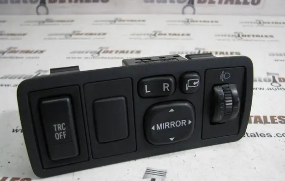 Toyota Avensis T250 Wing mirror switch