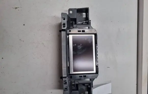 Ford Focus Screen/display/small screen F1FT18B955LA B4Y00V110938