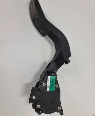 Audi A4 S4 B6 8E 8H Accelerator throttle pedal 8E1721523A 6PV00837501