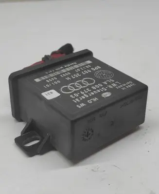 Audi A4 S4 B7 8E 8H Light module LCM 8P0907357H 5LA00837903