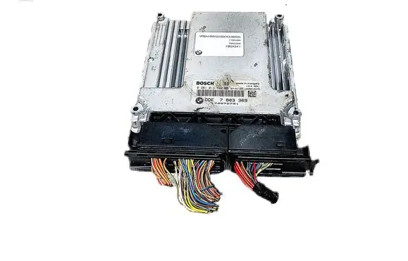 BMW 3 E90 E91 Engine control unit/module 7803369