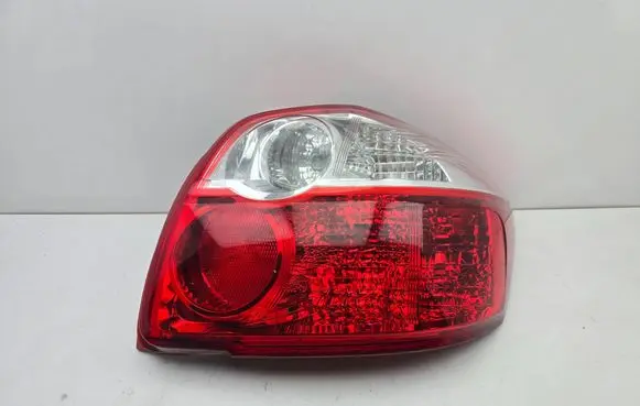 Toyota Auris 150 Rear/tail lights 8155002530 V287AR