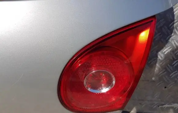 Volkswagen Golf V Tailgate rear/tail lights