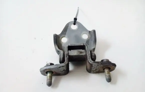 Mitsubishi Colt Front door upper hinge