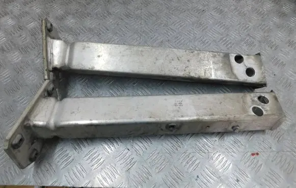 Fiat 500L Front bumper support beam
