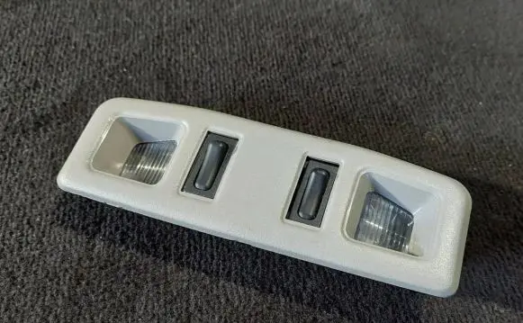 Mitsubishi Space Star Front seat light