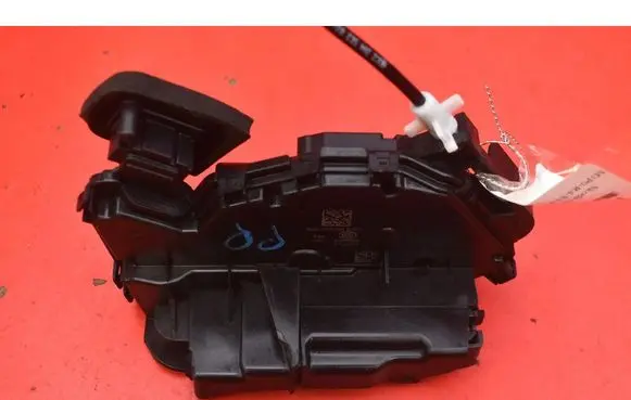Skoda Octavia 985 Front door lock 5TB837016C