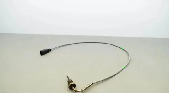 Audi A3 S3 8V Oil temperature sensor 04L906088BL