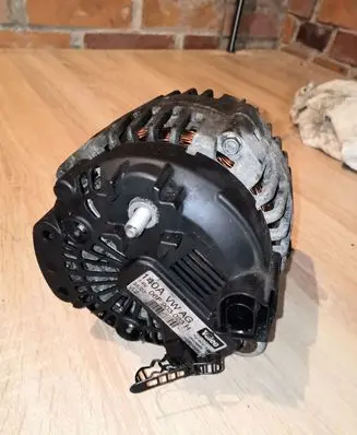 Audi A4 S4 B7 8E 8H Generator/alternator