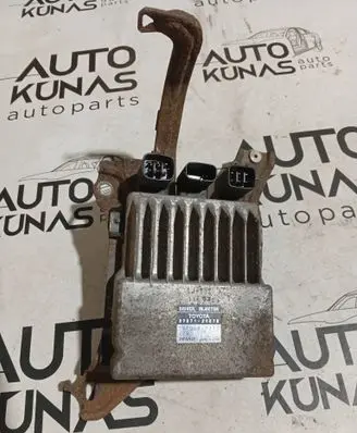 Toyota Auris 150 Fuel injection control unit/module 8987120070 1310001371