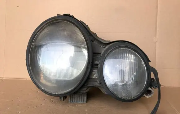 Mercedes-Benz E W210 Headlight/headlamp 144870 5DV00743000