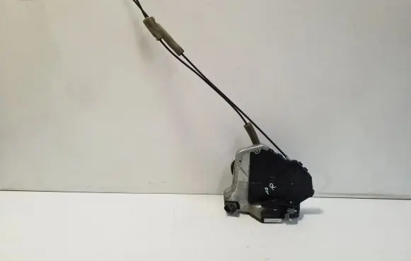 Honda CR-V Front door lock 72111T1GE001A