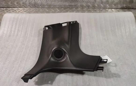 Jeep Grand Cherokee (D)pillar trim (top) 1TX99DX9AC