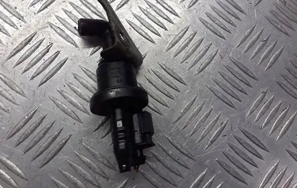Mercedes-Benz A W168 Turbo solenoid valve