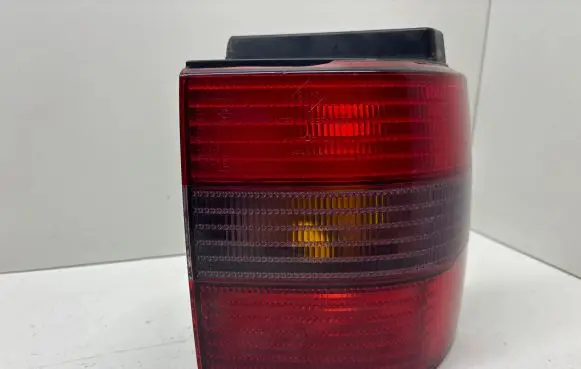Volkswagen PASSAT B4 Rear/tail lights 3A9945112B