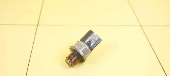 Volkswagen Crafter Fuel pressure sensor 55PP1201 CEB