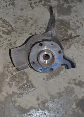 Fiat Seicento/600 Front wheel hub spindle knuckle