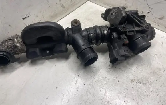 Peugeot 307 Throttle body valve 25347904