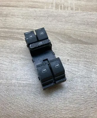 Volkswagen Touareg I Electric window control switch 7L6959857A