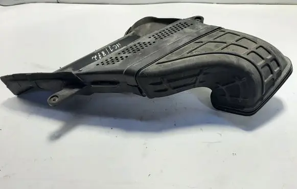 Audi A4 S4 B8 8K Air intake duct part 8K0129618 8K0129618A