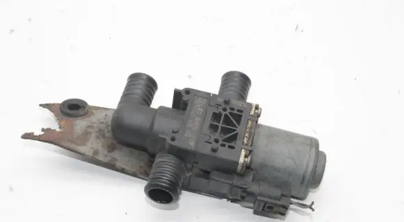 Land Rover Range Rover L322 Coolant heater control valve 1147412170