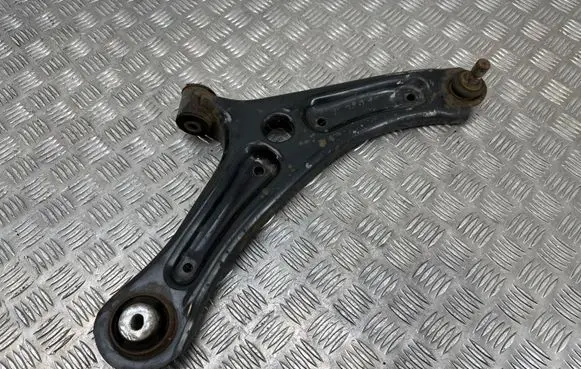 Ford Ecosport Front lower control arm/wishbone GN153042