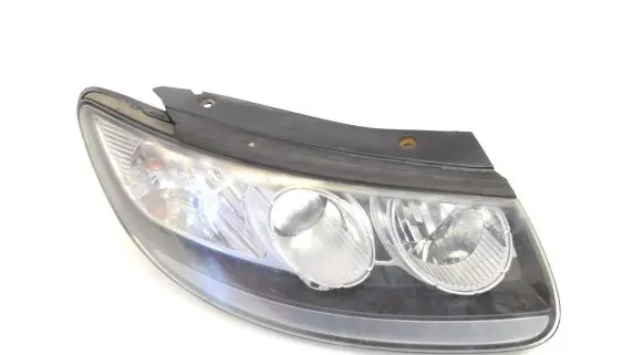 Hyundai Santa Fe Headlight/headlamp 921022BXXX