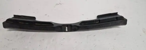Toyota Verso Trunk/boot sill cover protection 647160F020