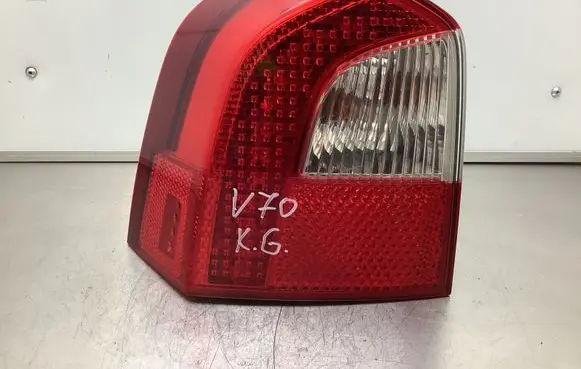 Volvo V70 Rear/tail lights 164407 30698983