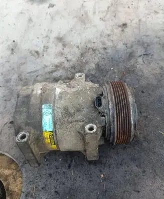 Renault Scenic I Air conditioning (A/C) compressor (pump) 7700105765